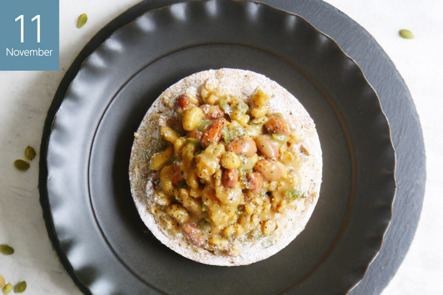 タルト 秋タルト 1ホール 12cm 3回 定期便 モンブラン キャラメルナッツ [心優-Cotoyu sweets- 長崎県 平戸市 hr42bjo490182] スイーツ フルーツ ケーキ 果物 ギフト 誕生日