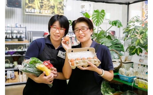 道の駅松浦海のふるさと館『旬のお野菜＋産みたて濃厚玉子6個＋お米5kg』の大満足セット！( 産地直送 新鮮 白米 米 卵 たまご タマゴ 野菜 旬 詰め合わせ農家 季節 サラダ 新鮮 セット 送料無料 松浦 お米 九州 おまかせ 特産品 大容量 道の駅 )【004-0006】