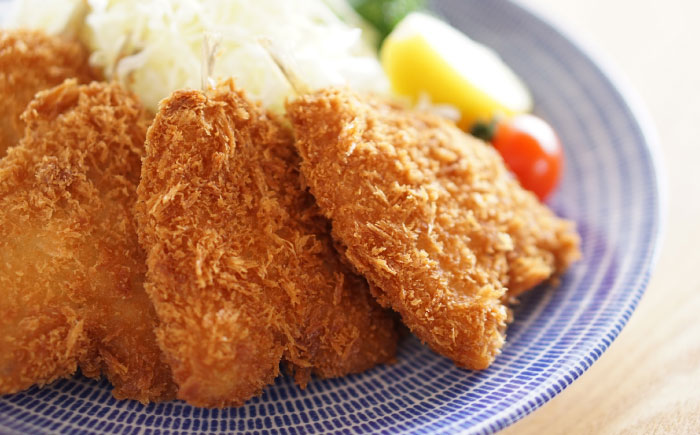 揚げるだけ！アジフライとイカフライセット 約1kg 《 対馬市 》【 対馬逸品屋 】 肉厚 アジ イカ サクサク 海鮮 簡単調理 冷凍 大容量 冷凍配送 [WAF075]