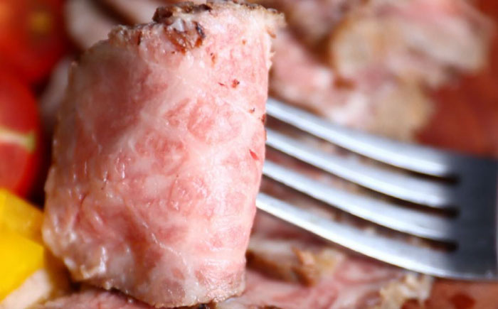 【全6回定期便】壱岐牛 ローストビーフ（牝）300g ≪壱岐市≫【こやま牧場】 冷凍配送 贅沢 肉 雌牛 ギフト用 高級 [JGG004] 200000 200000円 20万円