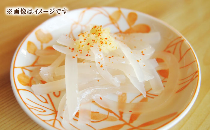 【全2回定期便】旬のイカ刺身1kg前後《壱岐市》【馬渡水産】イカ いか 烏賊 剣先 アオリ あおり スルメ するめ 刺身 刺し身 お刺身 海鮮 魚貝 冷凍配送 産地直送 [JAQ030]