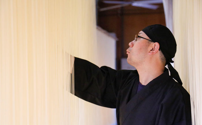 【モチモチ食感】手延べパスタ 200g (50g×4束) / 麺 乾麺 パスタ スパゲッティ ポスト投函 古民家カフェ cafe ryu 龍 カフェ リュウリュウ かふぇ りゅうりゅう / 南島原市 / 古民家 Café Ryu龍 [SGP001]