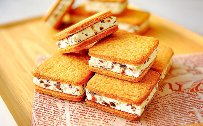 人気 スイーツセット プレミアム チーズタルト バターサンド 8個 セット / タルト 15cm ケーキ チーズ バターサンド 南島原市 / アトリエジジ [SAA033]