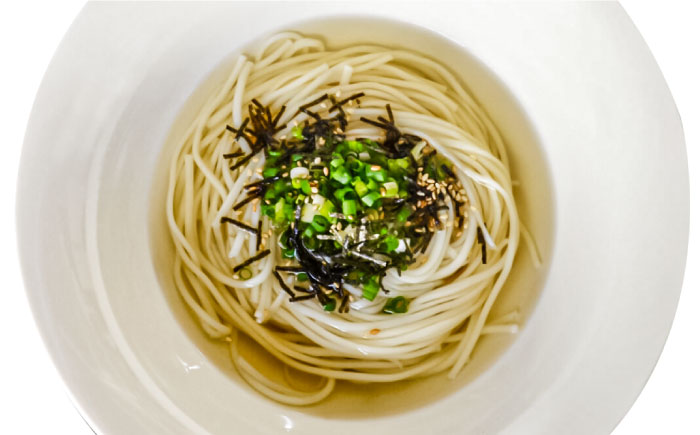 【モチモチつるっと食感！】こだわりの麺匠が創る 島原 手延 細うどん 大容量 5キロ（100束） / うどん 乾麺 ウドン 麺 / 南島原市 / ふるさと企画 [SBA075]