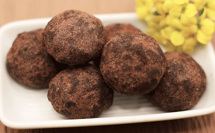 【サクッと食感！ほろっと口溶け】 スノーボールクッキー ココア / 焼き菓子 クッキー お菓子 スイーツ くっきー / 南島原市 / ミカド観光センター [SEC007]