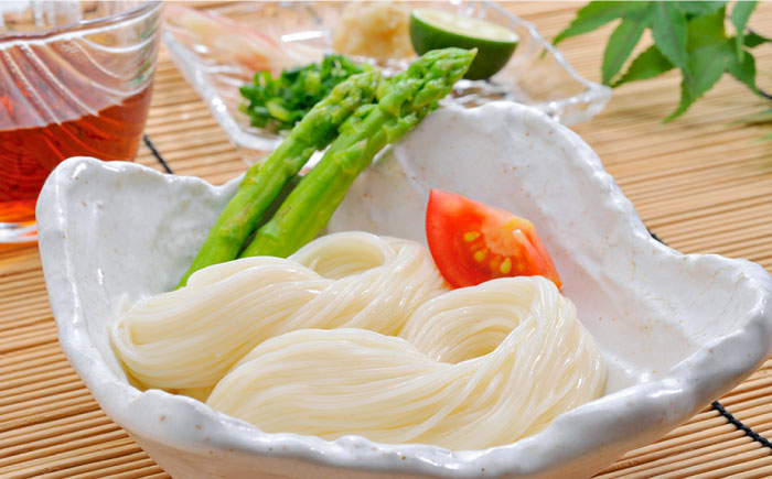 【九州産小麦粉使用】島原 手延べそうめん 2kg / そうめん 島原そうめん 手延べ 麺 素麺 / 南島原市 / のうち製麺 [SAF040]