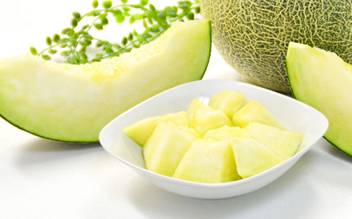 【2026年6月中旬～発送】肥後 グリーンメロン 大玉 2玉 (合計4kg以上) / メロン めろん フルーツ 果物 / 南島原市 / 長崎県農産品流通合同会社 [SCB063]