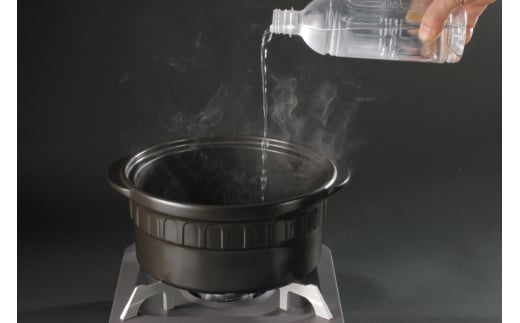 耐熱セラミックス使用 ニュートーセラム鍋 26cm 網付き 焼く 炊く 煮る 蒸す 炒める 燻す [トーセラム 長崎県 東彼杵町 hs42bag480003] 耐熱 直火対応 鍋26cm キッチン用品 日本製