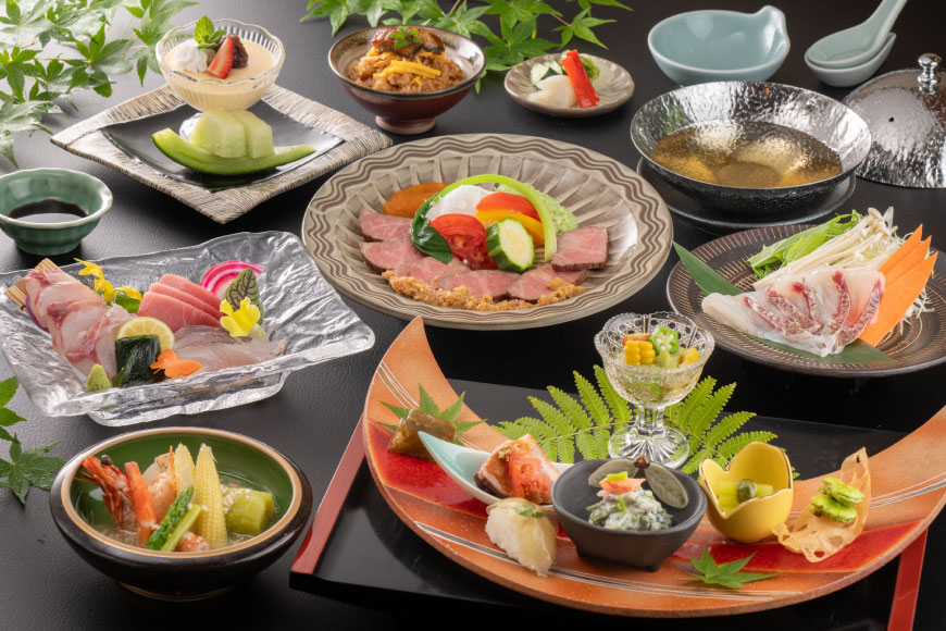 宿泊券 温泉 源泉かけ流し露天風呂付:スーペリア離れ和洋室 四季の里山 会席プラン 1泊2食付き ペア宿泊券 [そのぎ茶温泉 長崎県 東彼杵町 hs42bag280001] 旅行 観光 旅館 レターパック