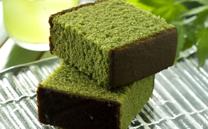 幸せのカステラ2本セット（プレーン1号サイズ、抹茶カステラ0.6号サイズ 各1本）【長崎心泉堂】[OBS001] / カステラ かすてら 長崎 プレゼント ギフト 詰め合わせ 和菓子 常温 かすてら 詰め合わせ 高級 贈答 食べ比べ 抹茶 まっちゃ