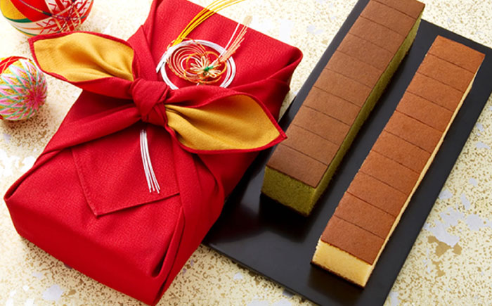 風呂敷包みギフト！カステラ2本セット（プレーン・抹茶）【長崎心泉堂】[OBS009] / カステラ かすてら 長崎 プレゼント ギフト 詰め合わせ 和菓子 常温 かすてら 詰め合わせ 高級 贈答 食べ比べ 抹茶 まっちゃ