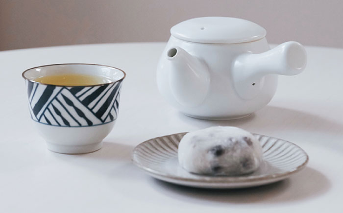 急須 おちゃふく（月白色）1個【山下陶苑】 [OAP059-2]