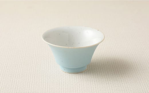 【波佐見焼】陶器 nucca茶碗 小 2個 箸置付Bセット 金春色 桜色【山下陶苑】[OAP027] / 食器 はしおき 茶碗 ちゃわん ごはん茶碗 お皿 陶器 陶磁器 ペアセット ペア茶碗 モーニング 波佐見焼 はさみやき 焼き物 飯 箸置き陶器セット 食器