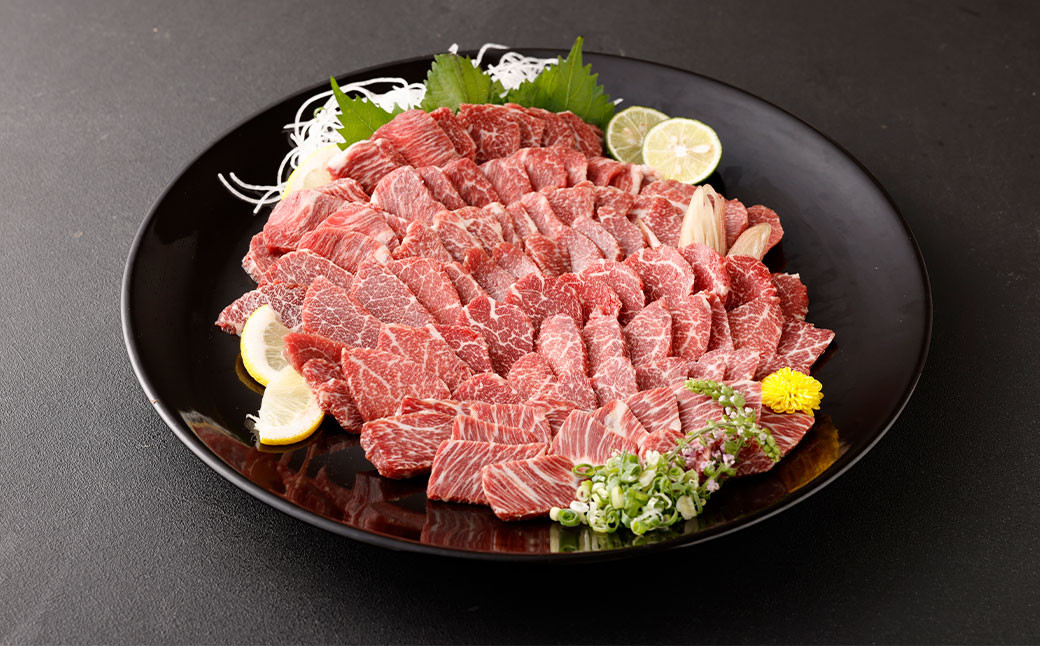 熊本 馬刺し 上霜降り(トロ) 馬肉ユッケ 合計 1kg セット トロ 馬肉 ユッケ 生姜 たれ