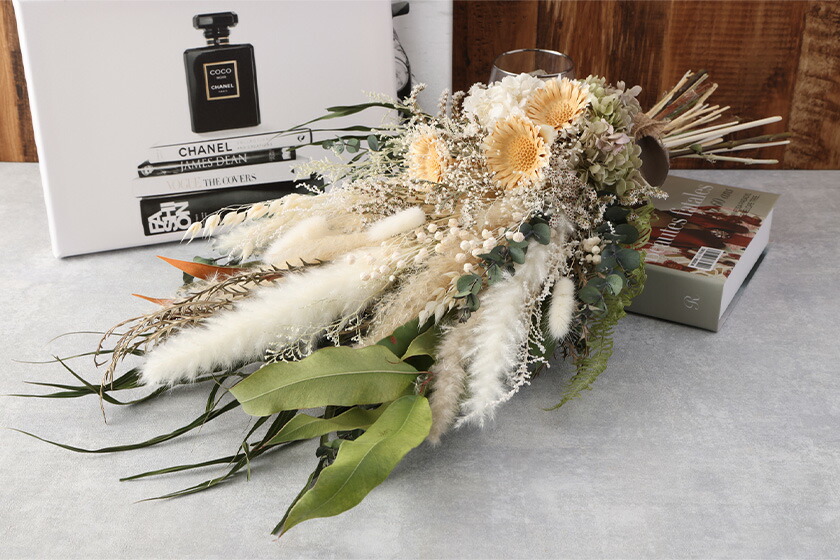 ドライフラワースワッグ Special ホワイト 1束 ドライフラワー スワッグ デザインおまかせ フラワーアレンジ インテリア 花 送料無料《90日以内に出荷予定(土日祝除く)》