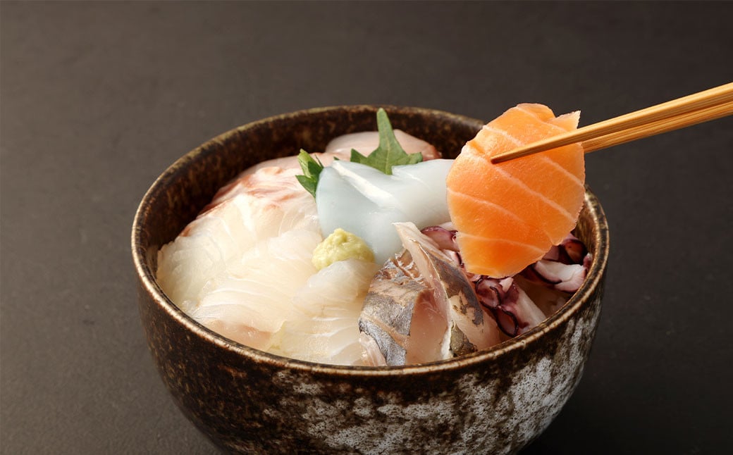 あまくさの丼 食べ比べ セット【3種】 真鯛 鯛 アカモク 海鮮丼 刺身 お刺身 醤油 わさび 合計630g