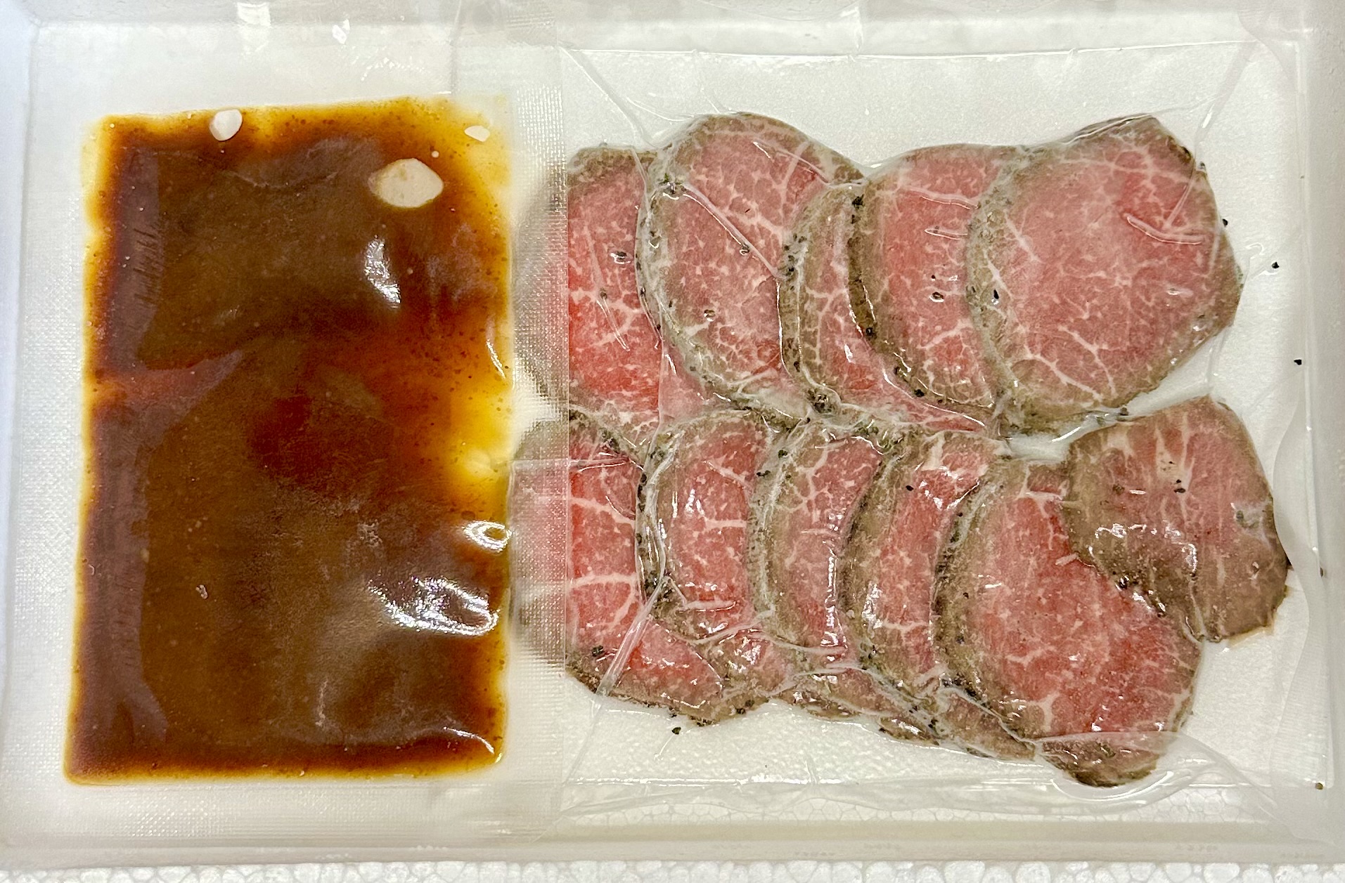 自宅で簡単！熊本名物 阿蘇あか牛丼 （1人前） 牛 牛肉 あか牛 あか牛丼 タレ付き 赤身 熊本 冷凍 国産