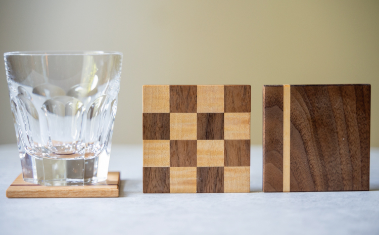 天然木コースターセット 3枚組 幅:8cm 奥行き:8cm 高さ:0.7cm 重さ:34g×3枚 コースター 木製 ウォールナット ヒノキ ケヤキ パープルハート 3枚組セット シンプル 柄 天然木 コースター ティータイム 熊本県 宇城市