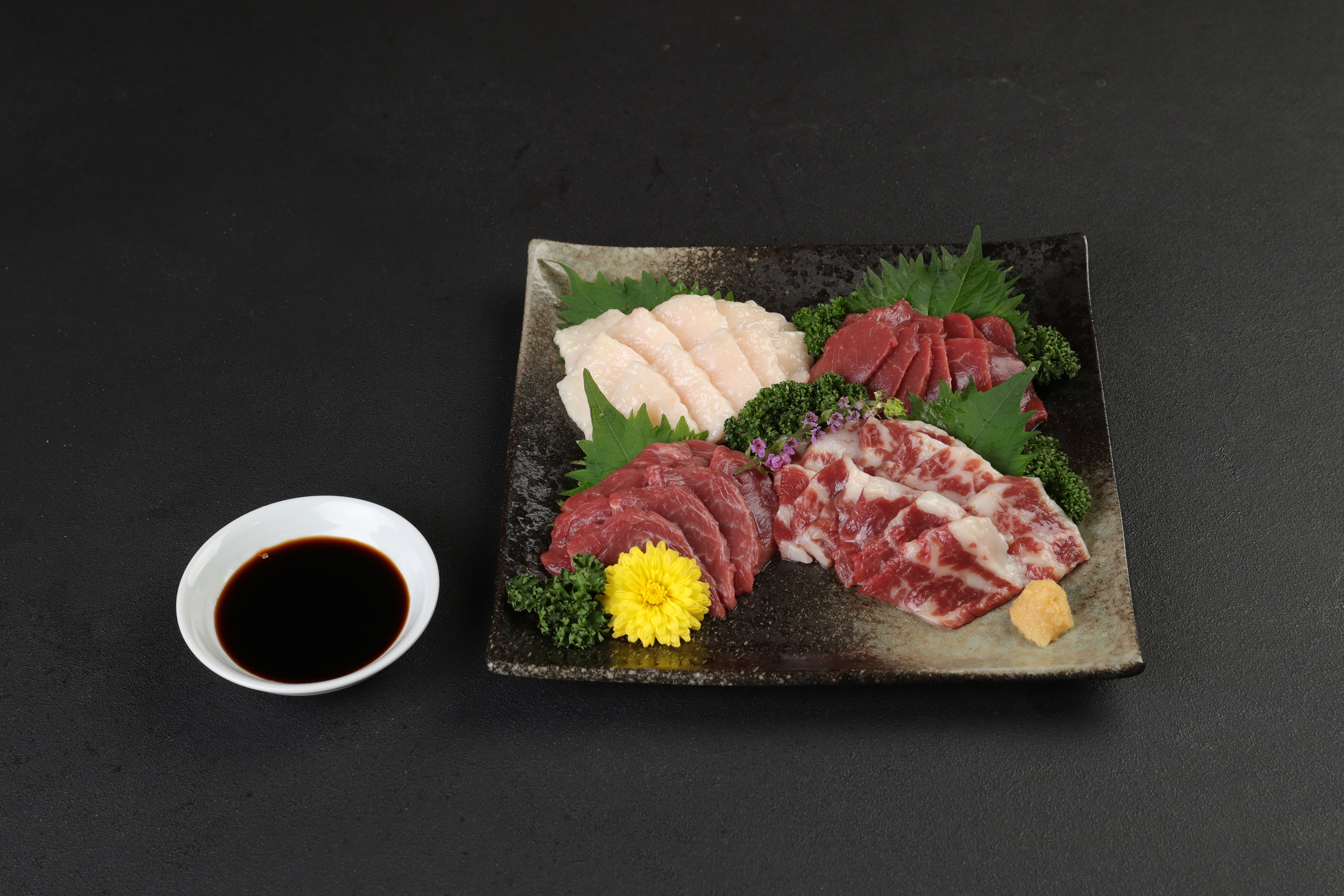 ã12ã¶æå®æäŸ¿ãããçããããã»ããã¶ããã¶çšãµãŒãã€ã³è1kgïŒ500gÃ2ïŒã銬åºã200gïŒèµ€èº«100gãééã50gãããŠãã¿50gïŒã»ãã