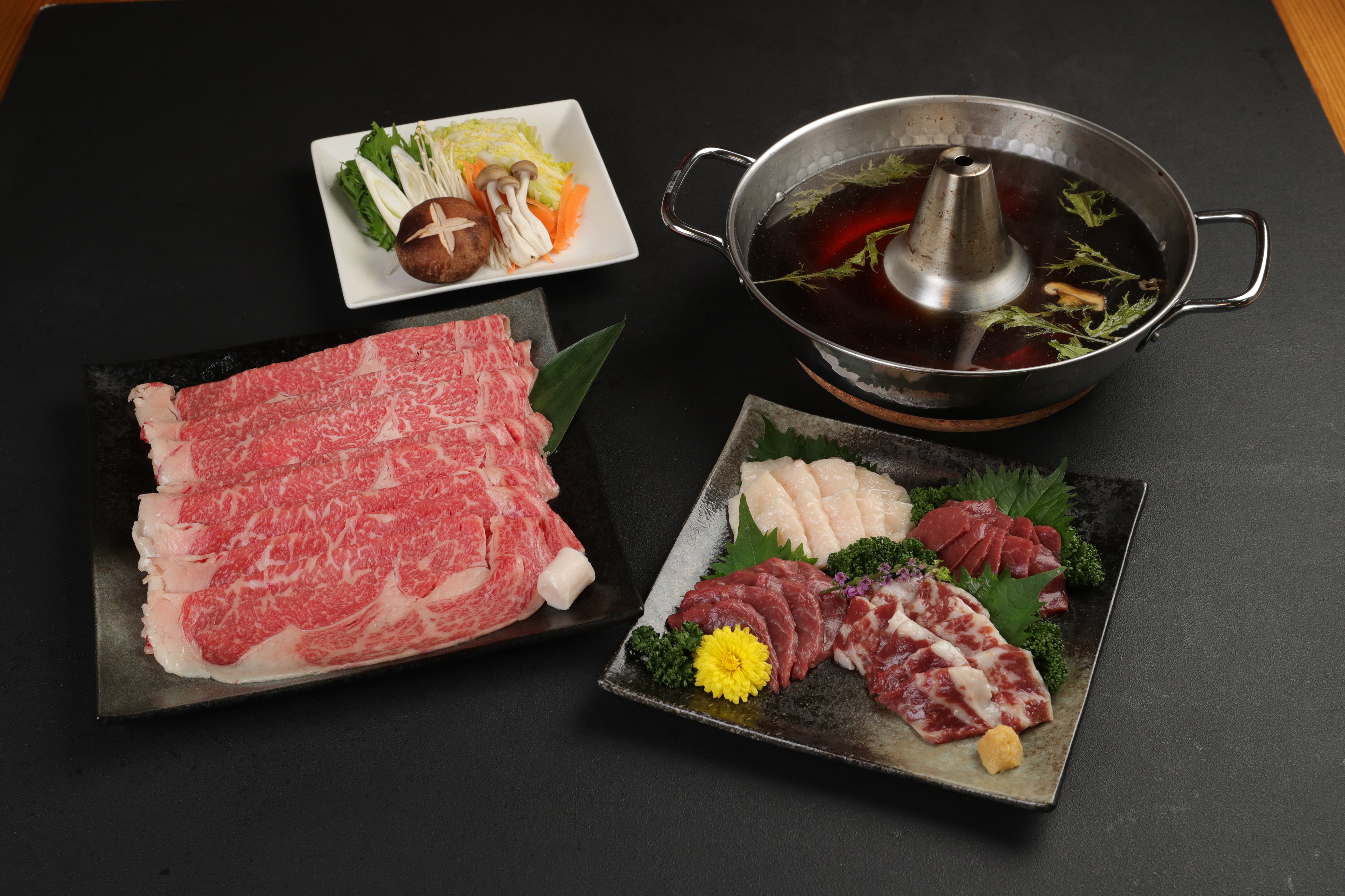 ã12ã¶æå®æäŸ¿ãããçããããã»ããã¶ããã¶çšãµãŒãã€ã³è1kgïŒ500gÃ2ïŒã銬åºã200gïŒèµ€èº«100gãééã50gãããŠãã¿50gïŒã»ãã