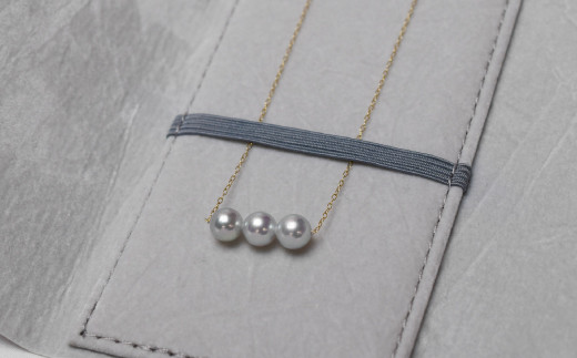 S101-219_天草産 8-9mm アジャスター シルバー あこや真珠 ペンダント ネックレス パール 3連（K18YG）