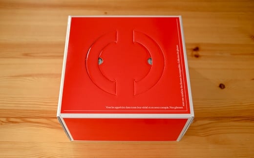 《冷凍発送》田舎の農家が作る ベイクドチーズケーキ 直径18cm(8ピースカット済み)