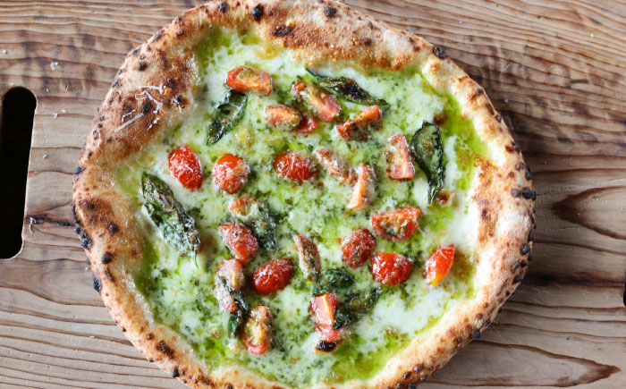 【 ナポリピッツァ専門店 が作る 薪窯焼き 冷凍 ピッツァ セット 】 フレッシュトマト と バジルソース でさっぱり マルゲリータ ・ ビアンカ ×3枚【堀川ピッツァ】 [BHBV007]