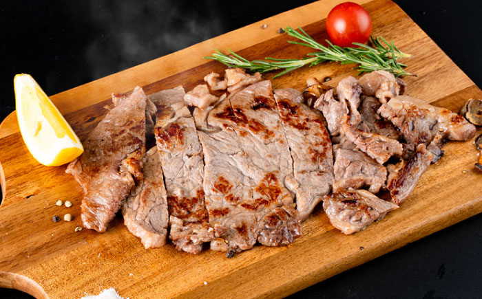 熊本県産  あか牛 ステーキ用ヒレ肉(約600g)、ロース肉(約800g) 計約1.4kg / 牛肉 国産 セット 食べ比べ【合同会社 たべたせいか】 [BHBY003]