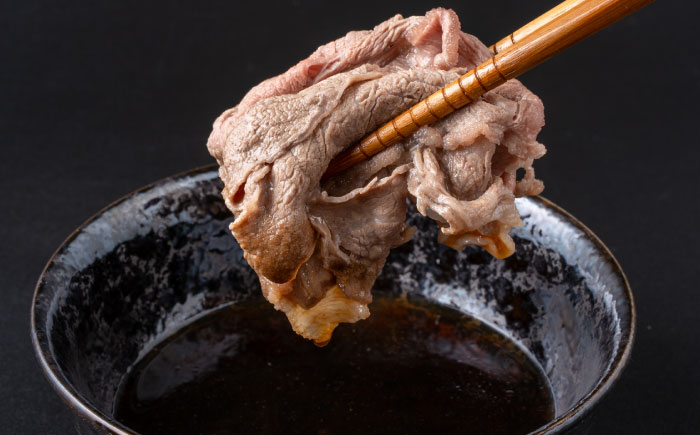 あか牛 すき焼き・しゃぶしゃぶ用 サーロイン肉(約1kg)、馬刺し(約200g)計約1.2kg【合同会社 たべたせいか】 [BHBY005]