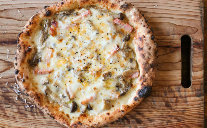 【 ナポリピッツァ専門店 が 作る薪窯焼き 冷凍 ピッツァ セット 】 フンギ × 3枚 計約1.02kg【堀川ピッツァ】 [BHBV004]