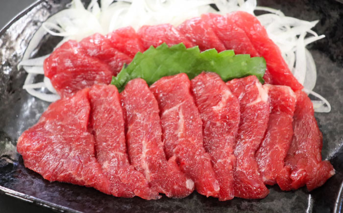 【全3回定期便】【冷蔵】純国産馬 赤身馬刺し盛り 計約1kg (約100g×10個) / ばさし 馬刺 あかみ 熊本馬刺し 熊本県 菊陽町【株式会社古閑ファーム】 [BHDF039]