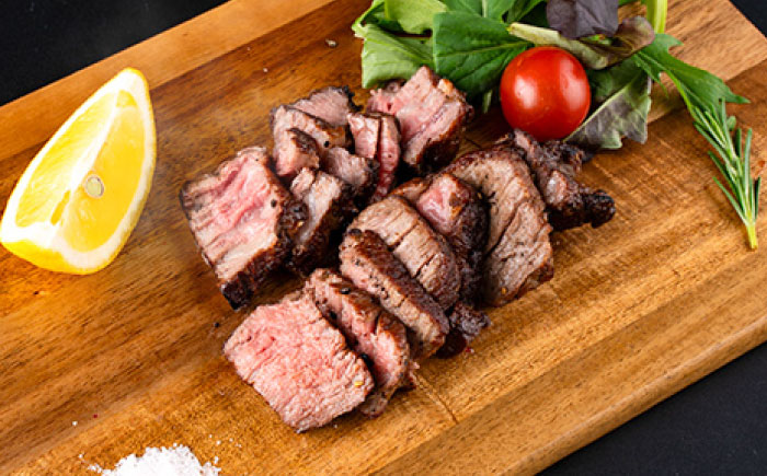 熊本県産 あか牛 ステーキ用ヒレ肉(約150g)、ロース肉 (約200g) 計約350g / 牛肉 セット 国産 熊本県産 食べ比べ【合同会社 たべたせいか】 [BHBY001]