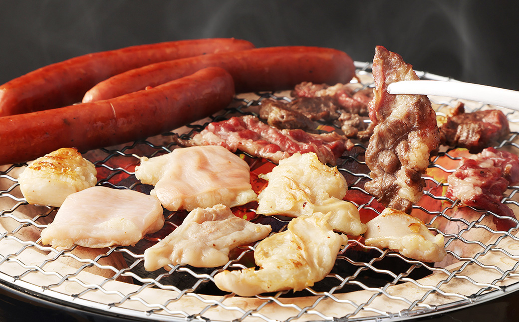 馬ウマ 焼肉 セット (4〜5人前) 合計800g 馬さがり 馬上ホルモン 馬肉ソーセージ