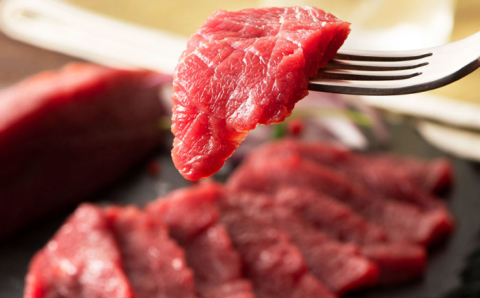 【全3回定期便】まな板不要! フジチク 切れてる 国産馬刺し 3P 計約120g【株式会社フジチク】 [BHAD102]