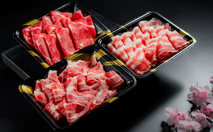 新感覚!極薄スライス「花びら馬刺し」3種盛り300g(専用醤油付き) / 馬刺し 菊陽町 熊本県 醤油 専用 ばさし 馬肉 肉 niku おつまみ 九州 冷凍【有限会社 桜屋】 [BHDB004]