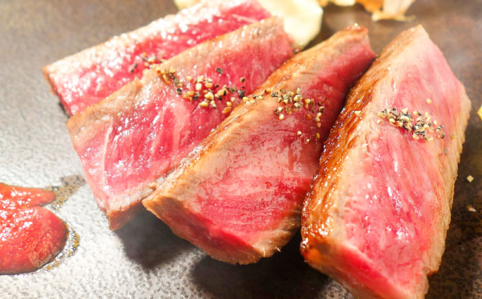 【全3回定期便】熊本和牛あか牛ロースステーキ 約200g×2枚 / 菊陽町 あかうし 熊本県 肉 にく niku ブランド 旨み【有限会社　三協畜産】 [BHAS036]
