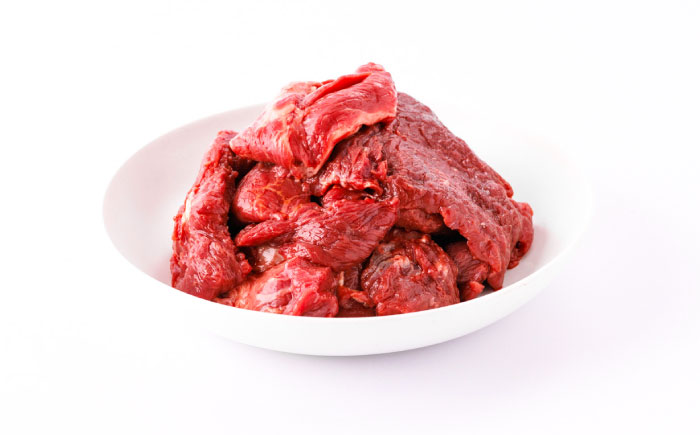 国内加工 ペット用 馬肉 切り落とし 約2kg(約1kg×2) / ペットフード ドッグフード 愛犬 馬肉 生食 加熱 ペット用 【五右衛門フーズ】 [BHCY057]