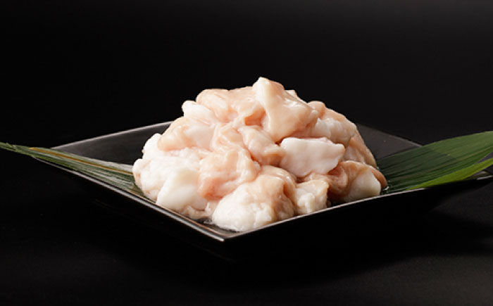 【全12回定期便】あか牛 白 ホルモン 約500g (約250g×2P) / 牛肉 褐毛和種 ホルモン 肉 九州産 国産牛 熊本県産 小分け あかうし 鍋 焼肉【五右衛門フーズ】 [BHCY012]