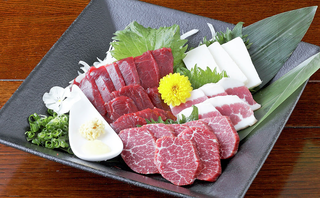 熊本 馬刺し 4種盛り 200g（赤身・コーネ・フタエゴ・上霜降り 各50g×1）馬肉 馬刺 ばさし 赤身 コーネ フタエゴ 霜降 食べ比べ 