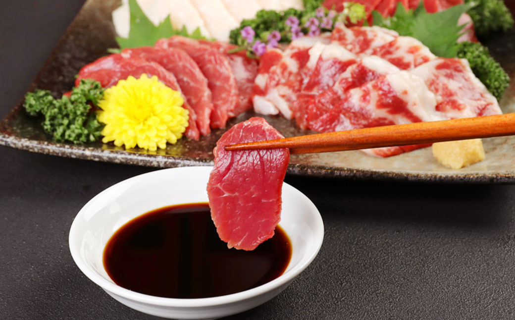 【定期便12か月】サーロイン肉 1kg (5枚〜6枚) 馬刺し 200g( 赤身 100g 霜降り 50g たてがみ 50g) 食べ比べ セット