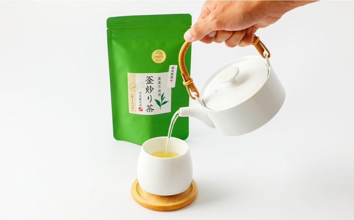 【全6回定期便】国産 岩永製茶園 特選 釜炒り茶5点セット ( 和紅茶 茶葉 20g ティーパック 8個 釜炒り玉緑茶 ティーパック 15個 釜炒り茶 ティーパック 15個 茶葉 100g ) 【岩永製茶園】[YBR007]