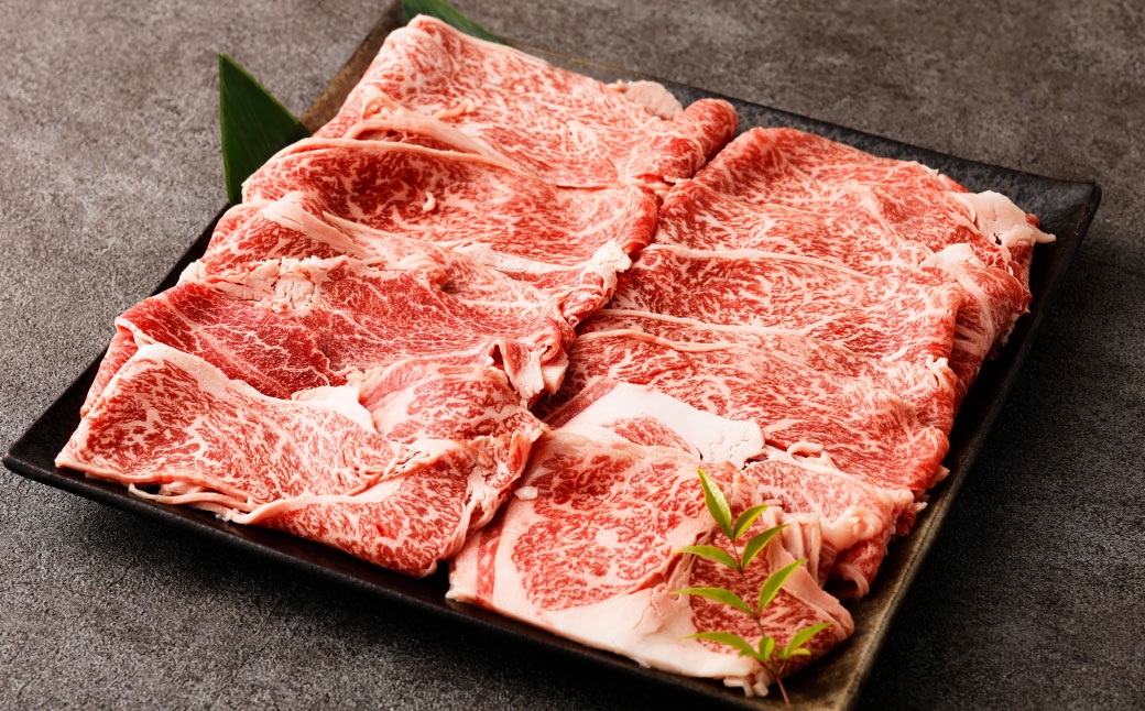 くまもと黒毛和牛プレミアム和王 すき焼き用 （ 肩ロース ） 約800g （ 約400g × 2 ） 黒毛和牛 すき焼き 霜降り くまもと黒毛和牛 和牛 お肉 ニク にく 肉 牛肉 牛 国産 熊本県産 冷凍 プレミアム 和王