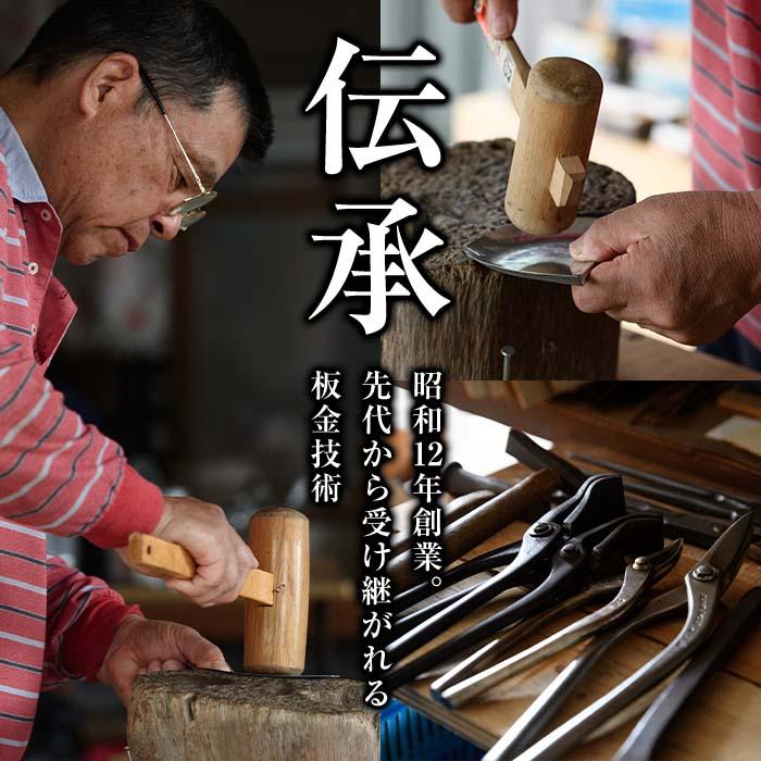 板金職人が作るトタンの保存丸缶(大)(横幅約26cm×高さ約30cm) 保存缶 雑貨 日用品 金属加工 職人 手作り 手仕事 大分県 佐伯市 防災【FH05】【吉岡板金】