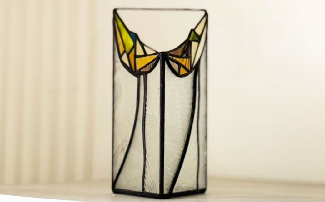 ステンドグラスベース 『彼方へ』 高さ22.5cm×奥行11cm