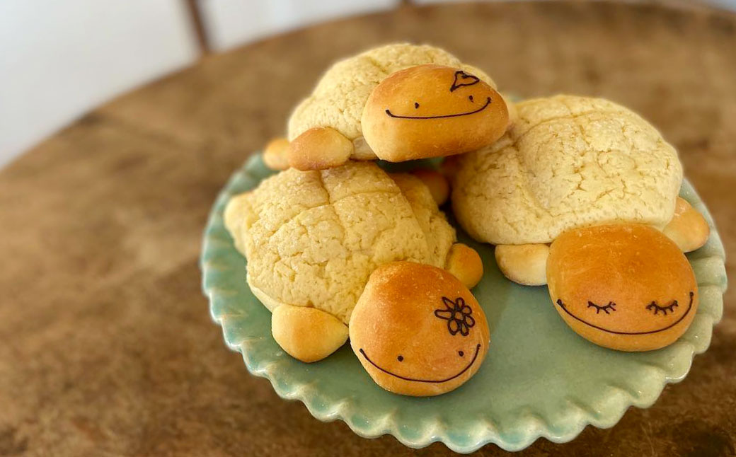 046-718 定期便 季節のおいしい パン と 焼菓子 セット 計4回 お届けコース