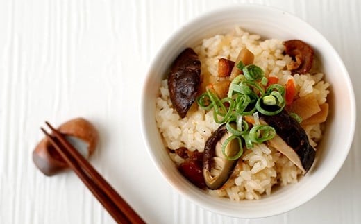 015-1219x2 椎茸 袋詰 330g 110g×3袋 大分県豊後大野市産 