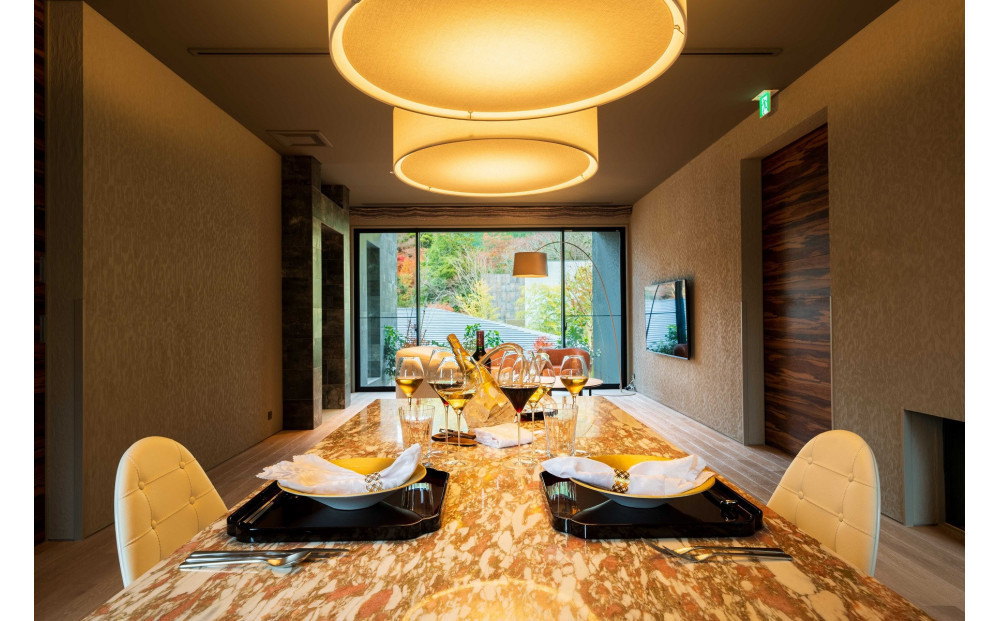 【月洸樹　由布院】1泊2食付　ペア宿泊券《【離れ】 スイート》