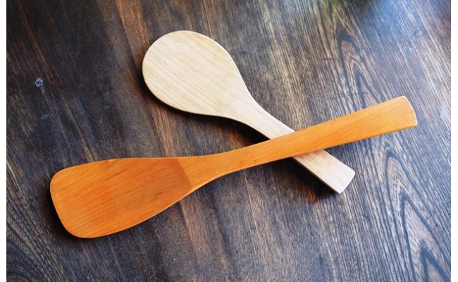 くにさき六郷舎のキッチンターナー＆しゃもじ・通