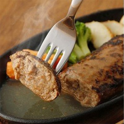 マインズハンバーグ4個&大分むぎ焼酎 二階堂 吉四六瓶 720ml　おつまみセット【複数個口で配送】【配送不可地域：離島】【4014648】