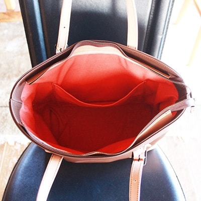 やわらかレザーのトートバッグ(こげ茶系)　YZ08【1098847】